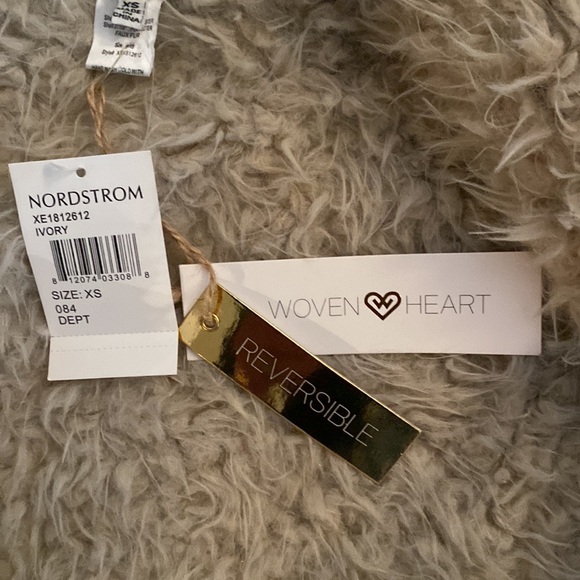 NEW WITH TAGS. Really cute reversible cream colored faux fur vest. XS - Picture 3 of 4